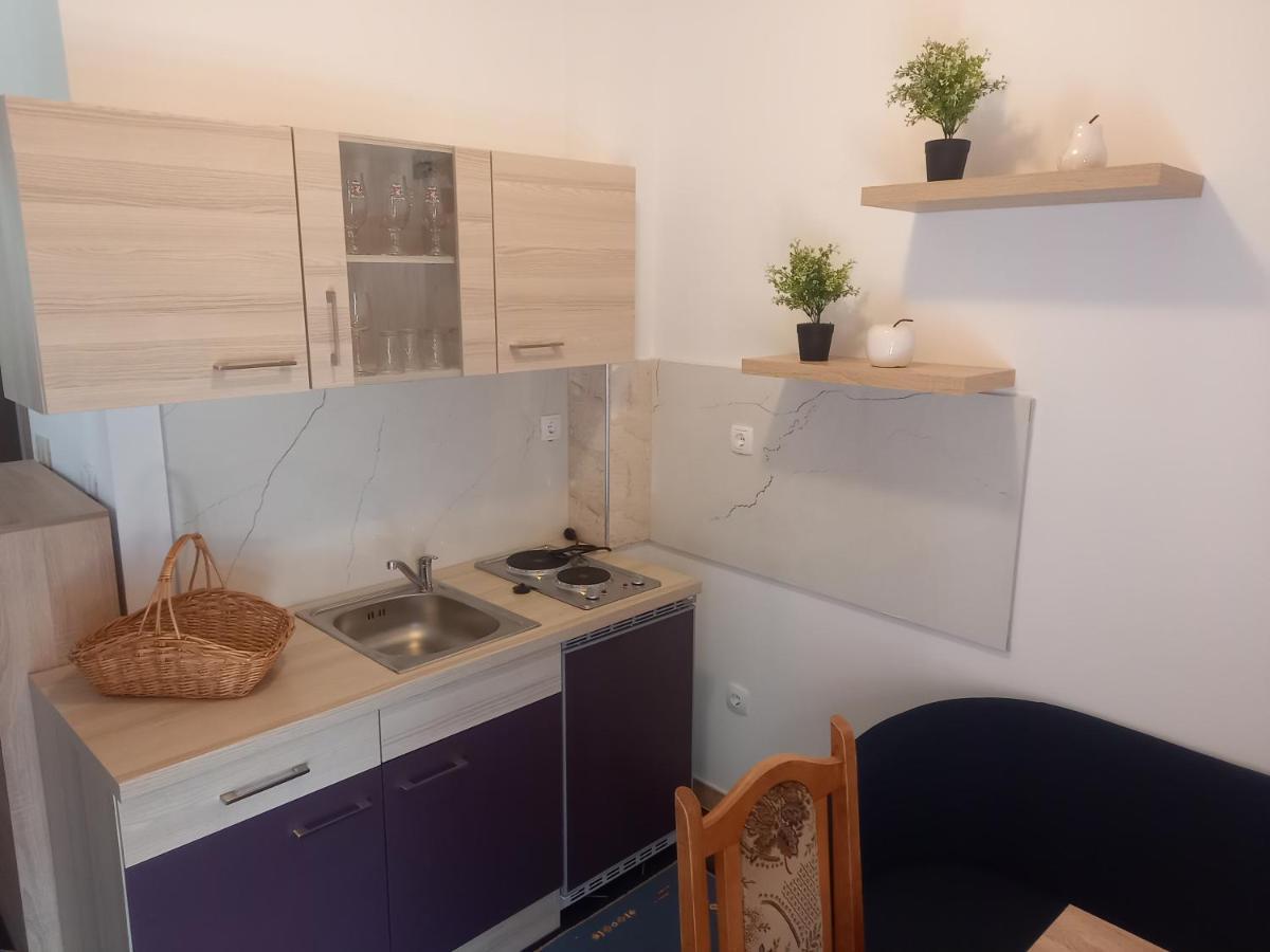 Apartment Šutić Kaštel Novi Extérieur photo